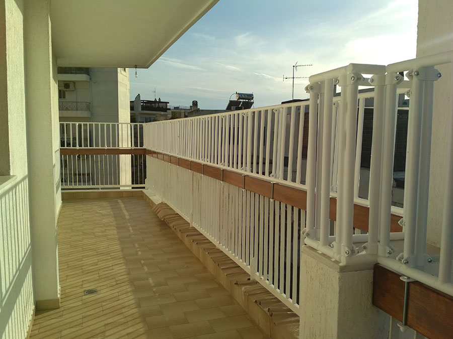 Μπαλκόνι με γωνίες - Protex