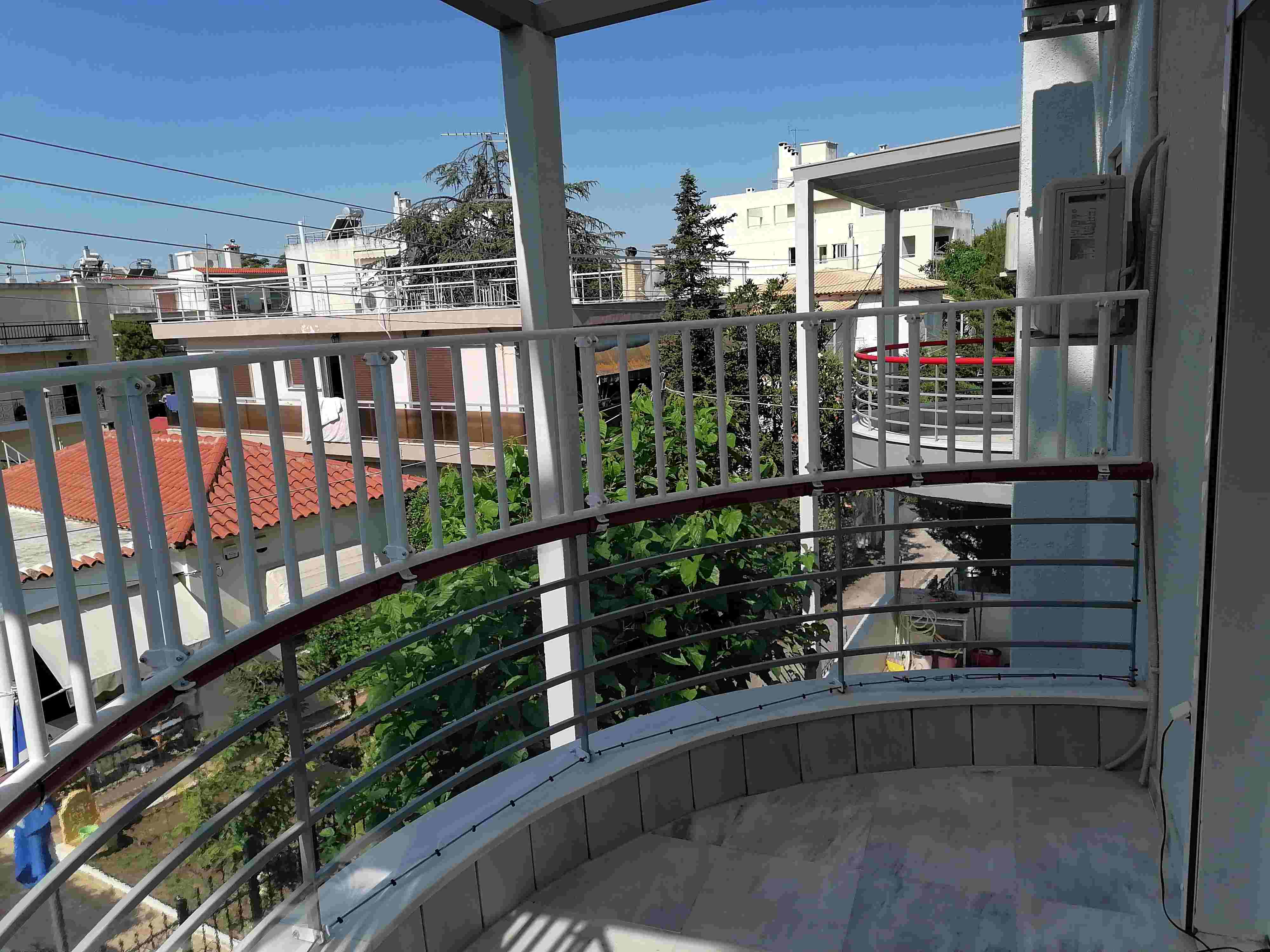 Μπαλκόνι με καμπύλες - Protex