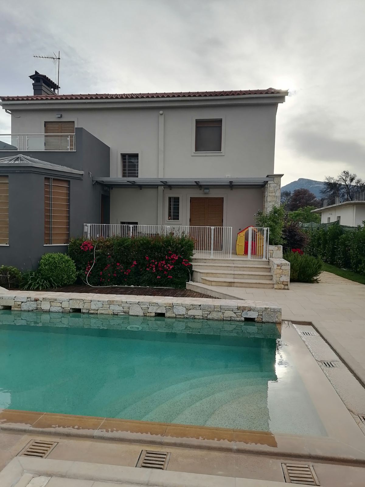 Κάγκελα για την πισίνα - Protex