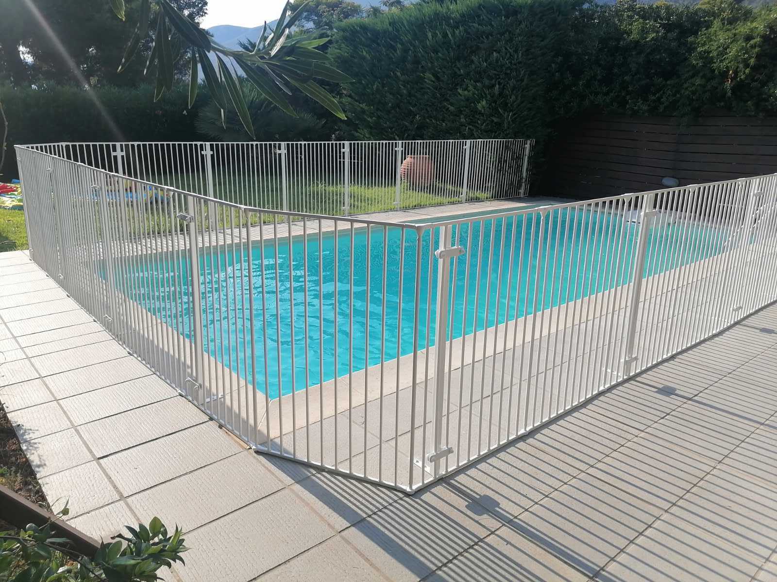 Κάγκελα για την πισίνα - Protex