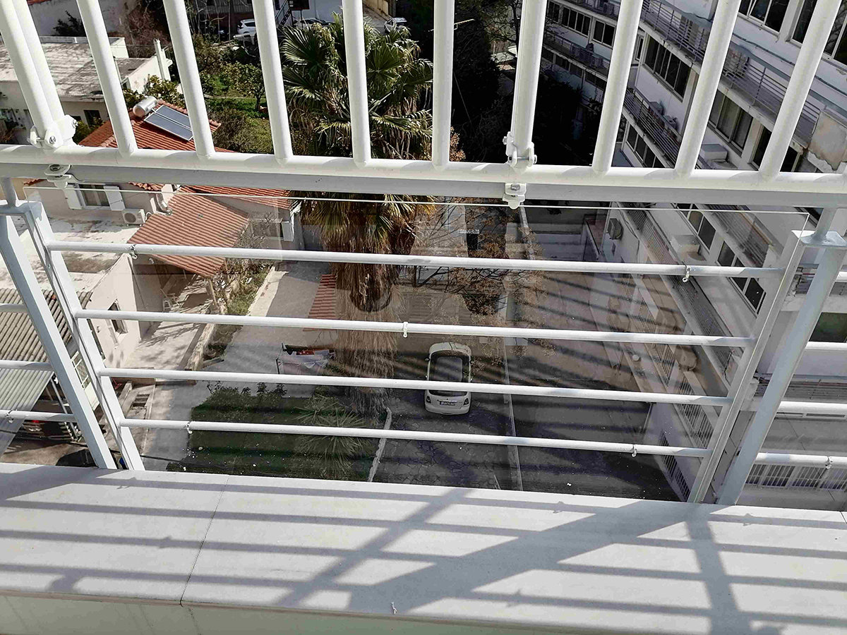 Διπλή κάλυψη με κάγκελο και plexiglass - Protex